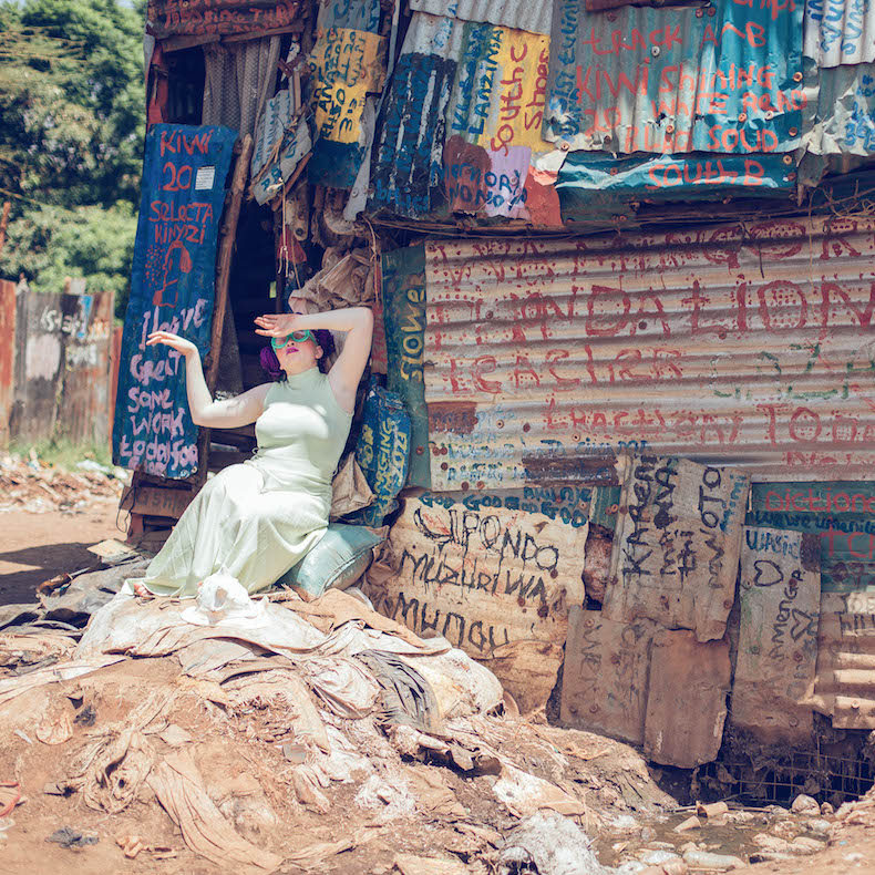 Désignée de bien des façons, série Étrangère en terre familière, Kibera, 2016.
