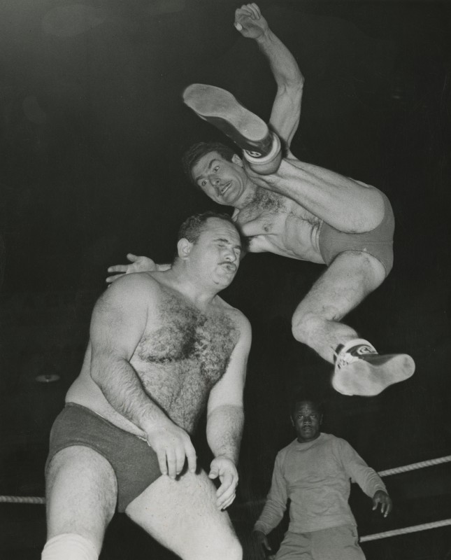 Two Wrestlers, Bogota, 1956. Silver print.