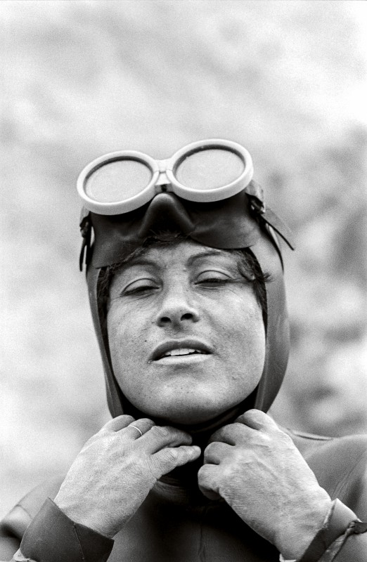 Diver Woman, Matanzas, from the series Women of Chile, 1992