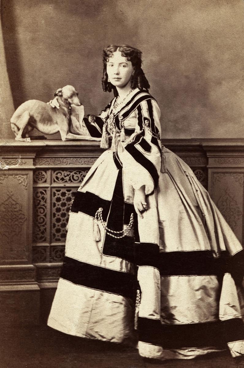 Photographie A.A.E. Disdéri. Vers 1860. Collection particulière CRUCH Emma, dite CORA PEARL (1837-1886)