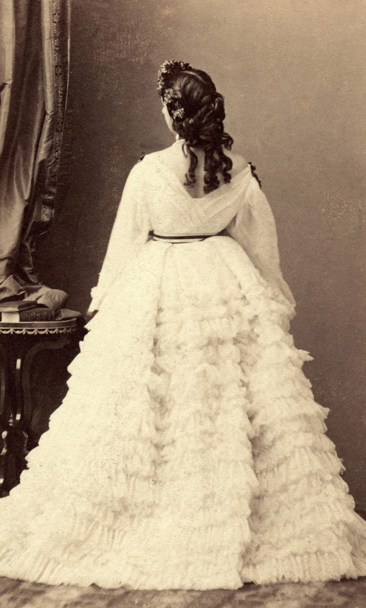 Photographie A.A.E. Disdéri. Vers 1860. Collection particulière DESLION ou DESLIONS Anna (1820-1873)