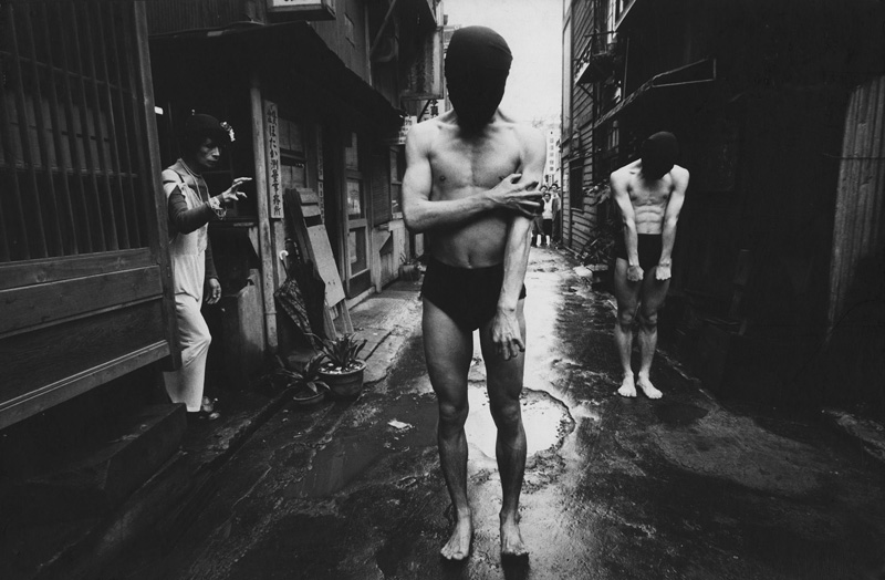 William Klein, Dance Happening (Tatsumi Hijikata, Kazuo Ōno, Yoshito Ōno), Tokyo, 1961.
