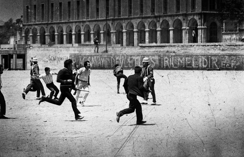 Photographe anonyme, Manifestations étudiantes, Istanbul, 1968.