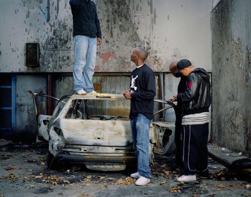 Mohamed Bourouissa, L’impasse, de la série Périphérique, 2007. Avec l’aimable autorisation de l’artiste et kamel mennour, Paris/London. ADAGP (Paris) 2019.