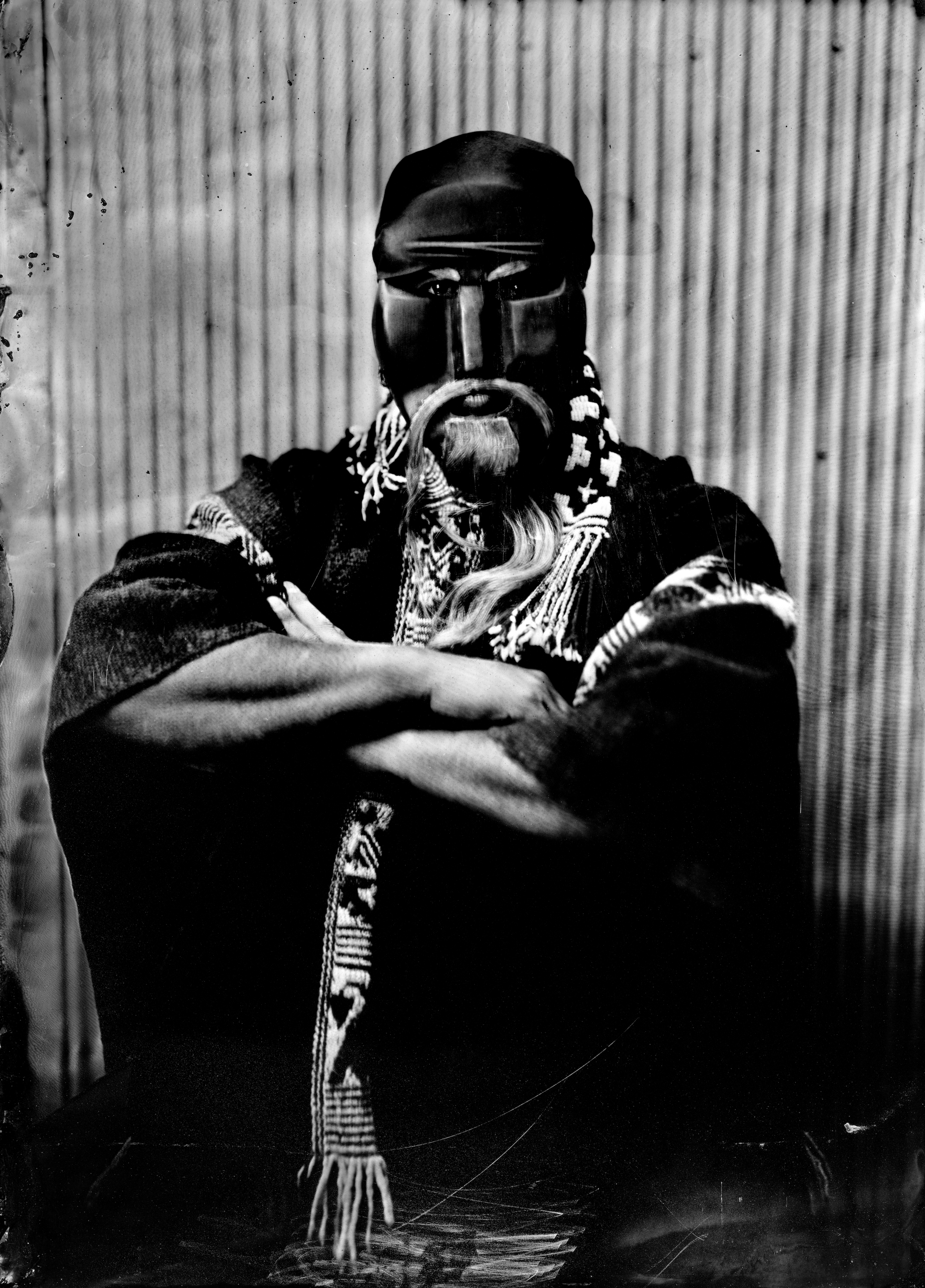 Ritual Inhabitual. Paul Filutraru, Rapper in the group Wechekeche ñi Trawün, Santiago de Chile, 2016. Courtesy of the artists.