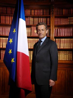 portrait-officiel-de-nicolas-sarkozy-president-de-la-republique-francaise-2007